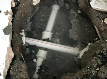 鄂尔多斯市阳台漏水维修公司为您分享楼上楼下漏水怎么处理